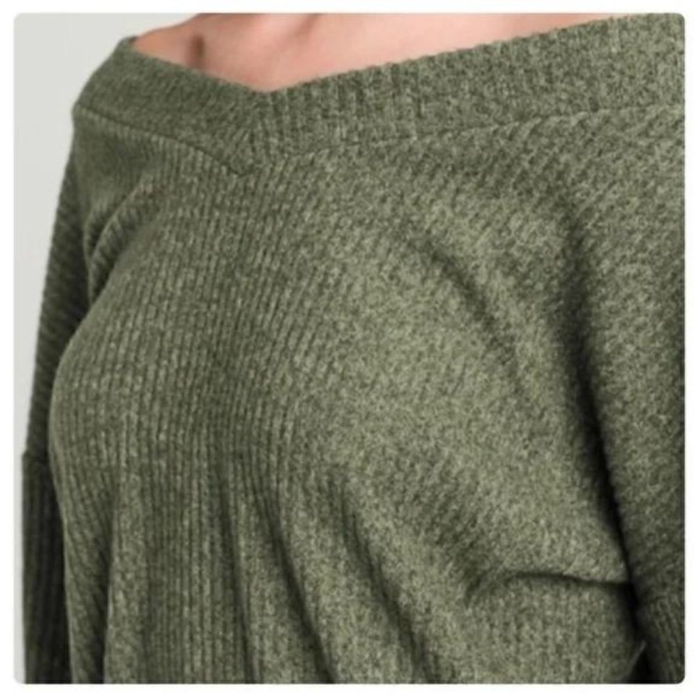 BOHEMIAN Soft Brushed V Neck Top S-L - Picture 6 of 6